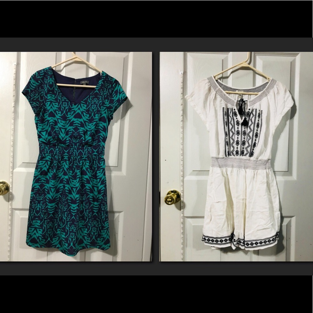 LOT OF 2 SUMMER SPRING DRESSES XS - S, 0-2